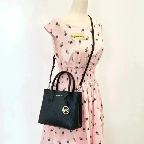 Michael Kors purse mercer Hope messenger crossbody bag black leather - Picture 9 of 10